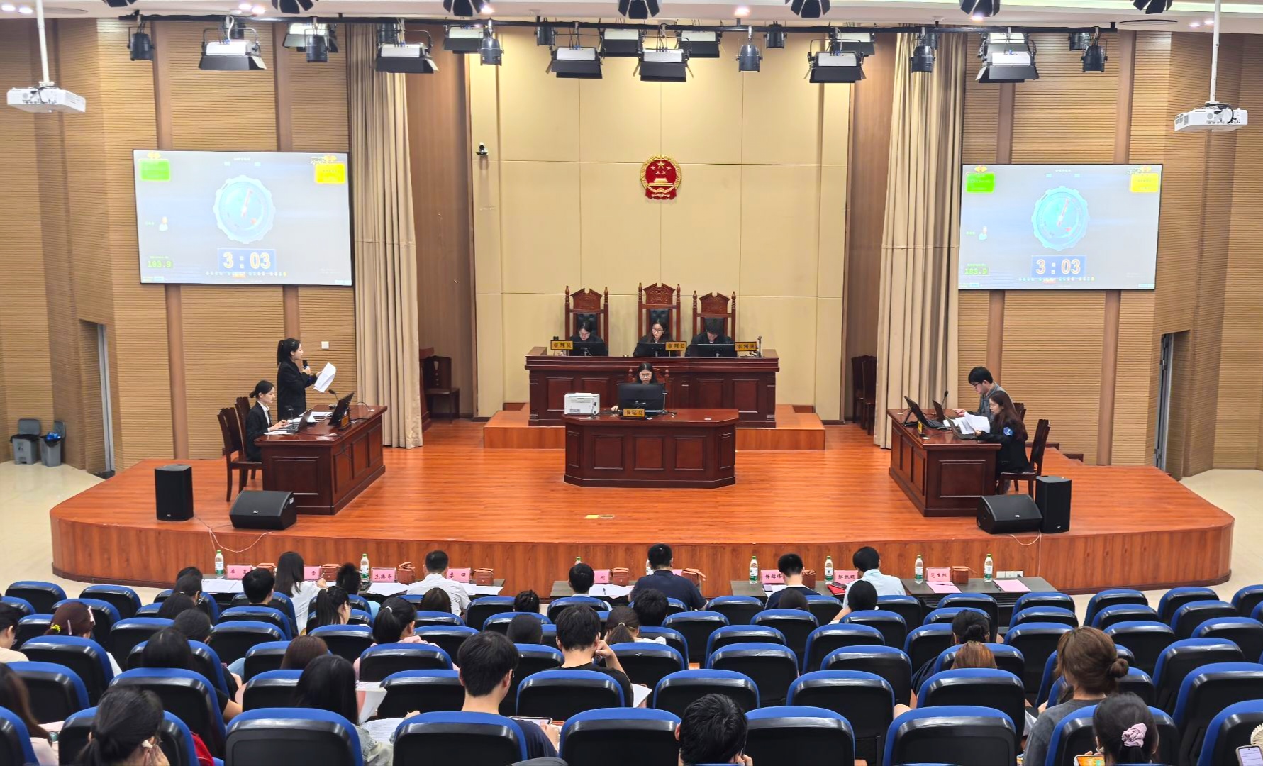 比赛全景图.jpg